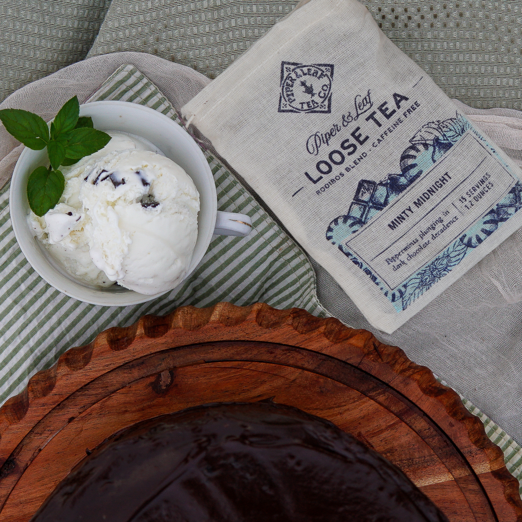 Piper and Leaf Minty Midnight Muslin Bag of Loose Leaf Tea - 15 Servings, featuring a hand-printed muslin bag with tea blend.