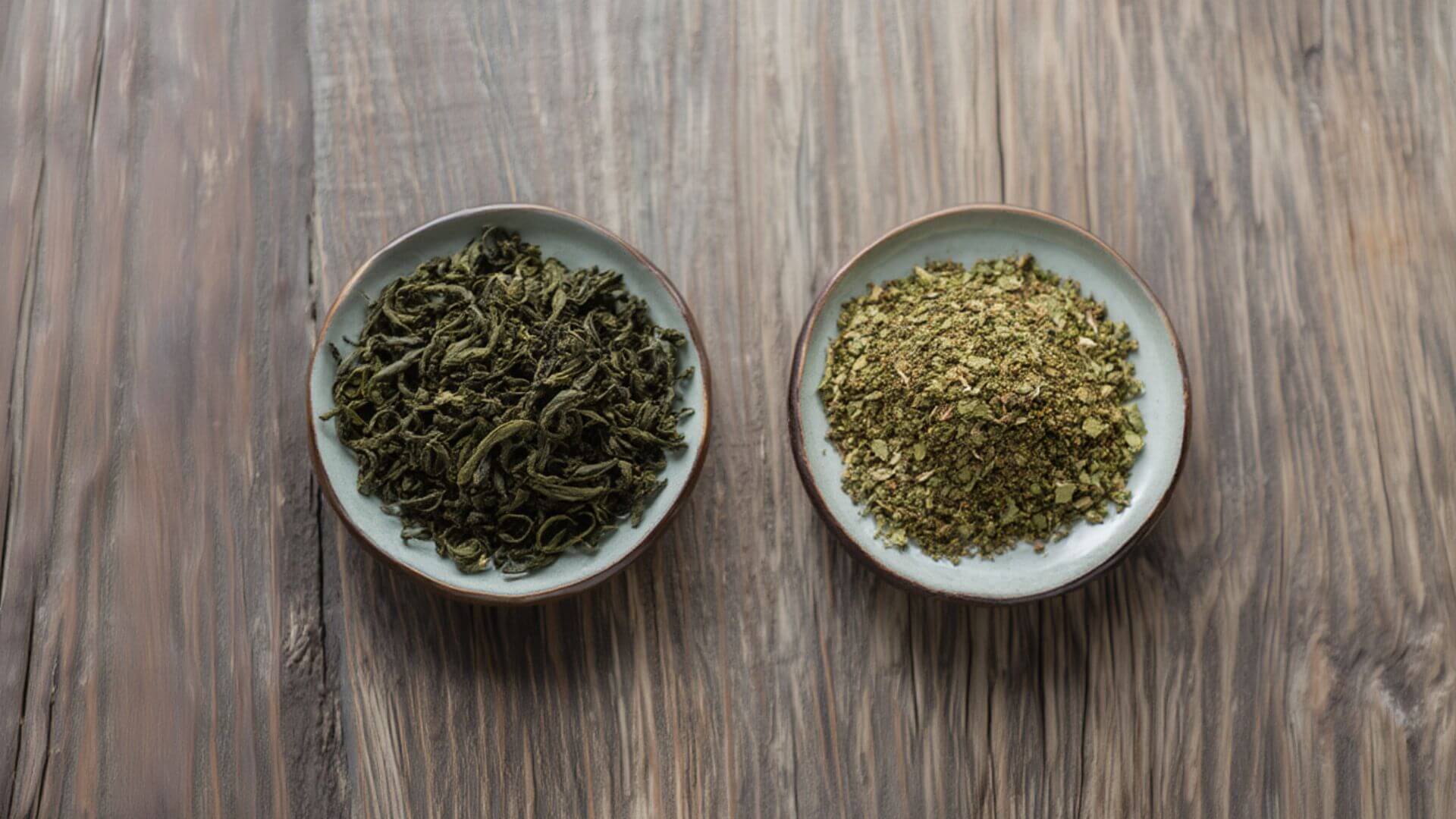 Green tea vs Yerba mate in a small plate