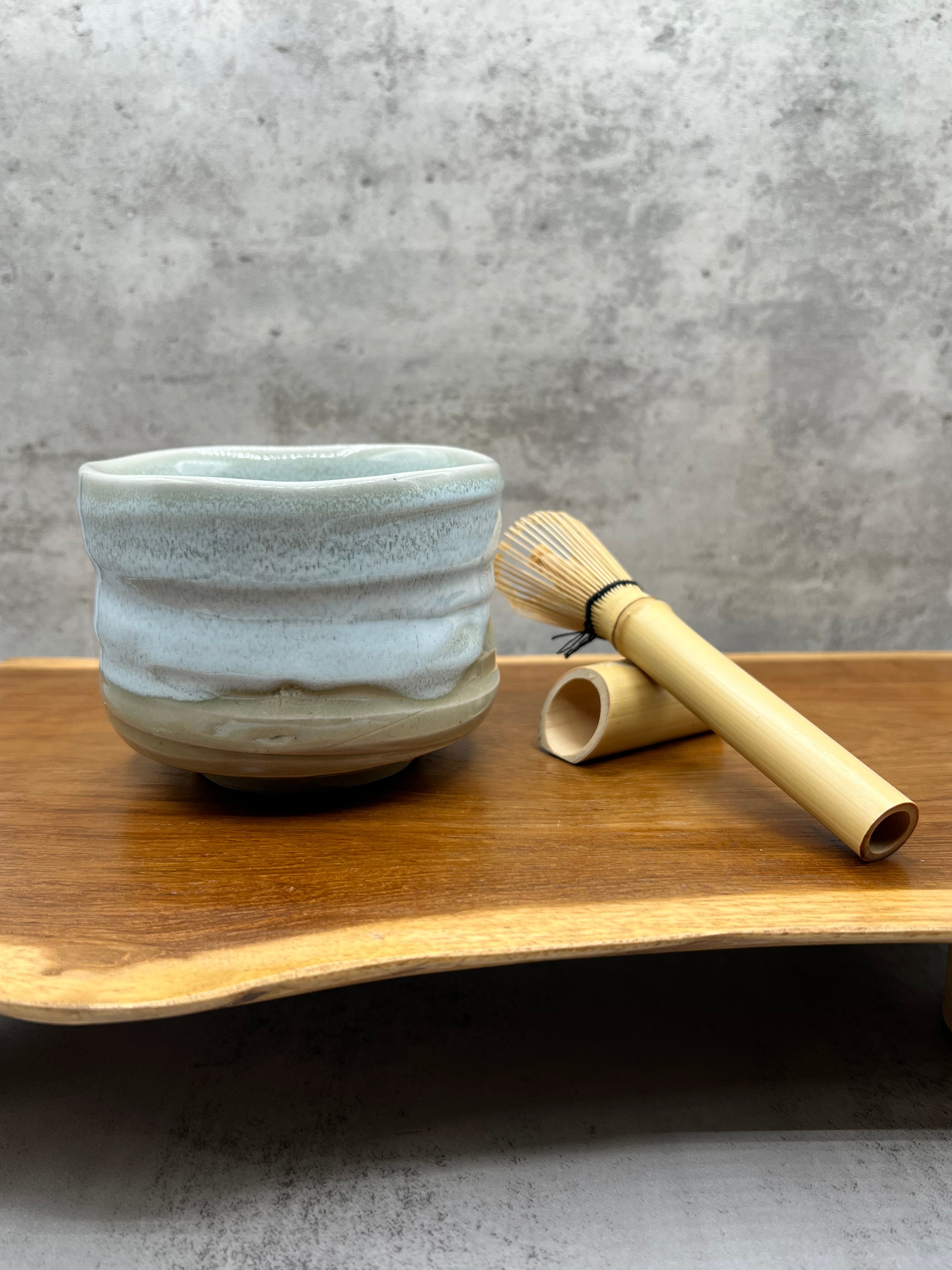 Inoue Hagikaze Cream White Mino-yaki Chawan - Japanese Mini Matcha Bowl