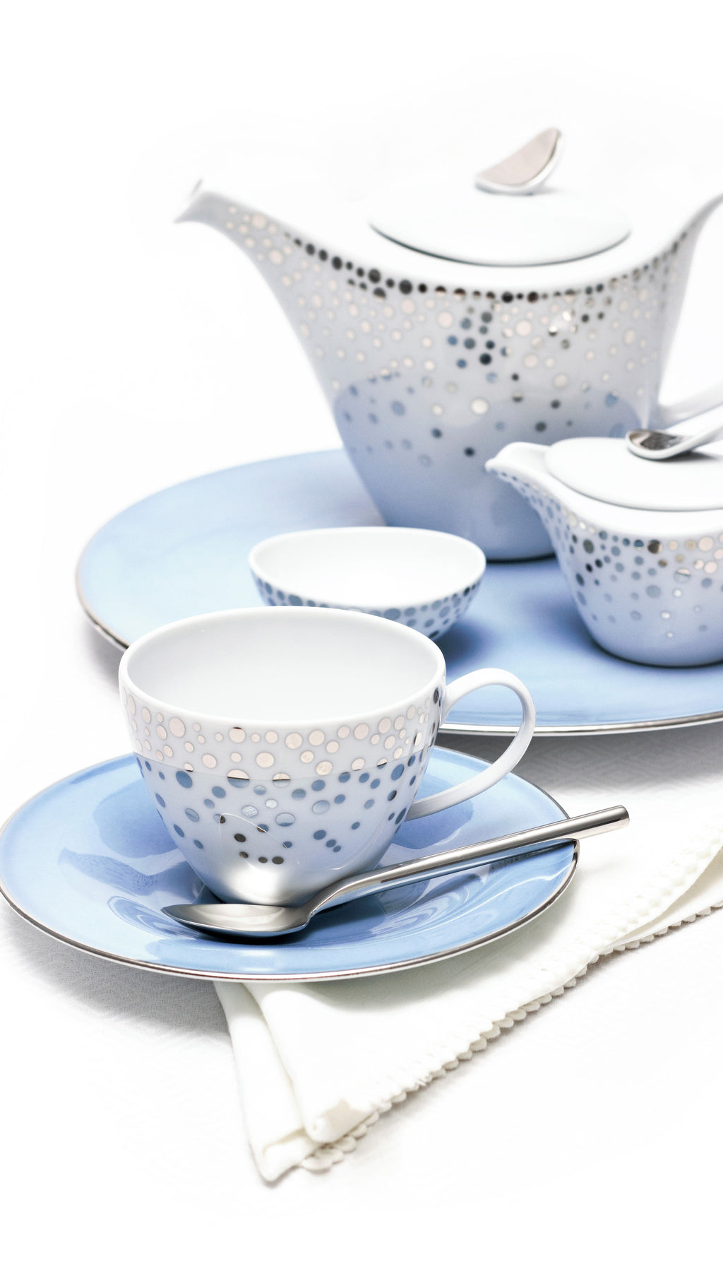 CASANOI Silver Rain Tea Cup + Saucer (Set of 4)