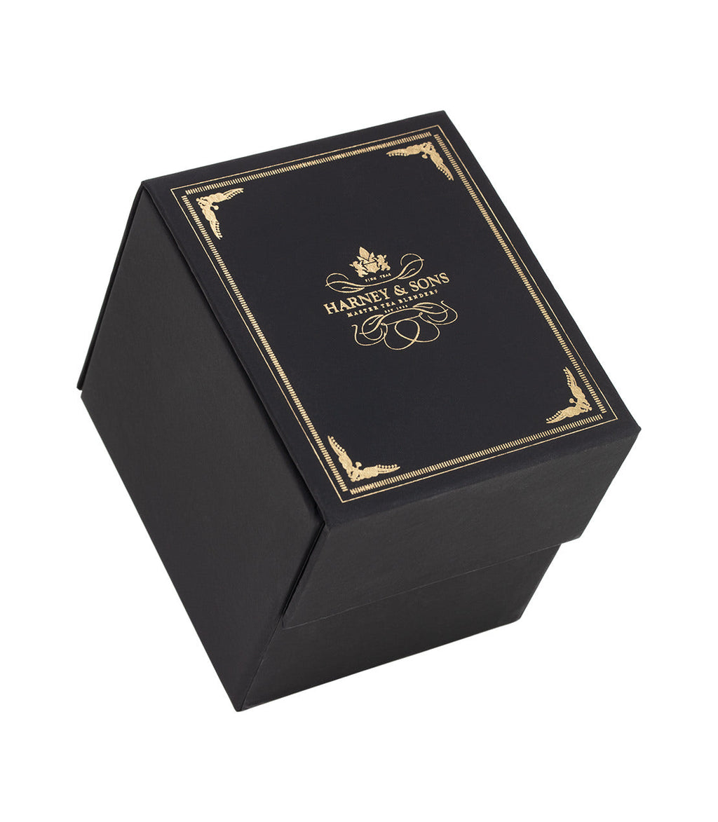 Harney & Sons Harney Heritage – Herbal & Decaf Wrapped Sachet Sampler Black Box, featuring a black box with sachets.