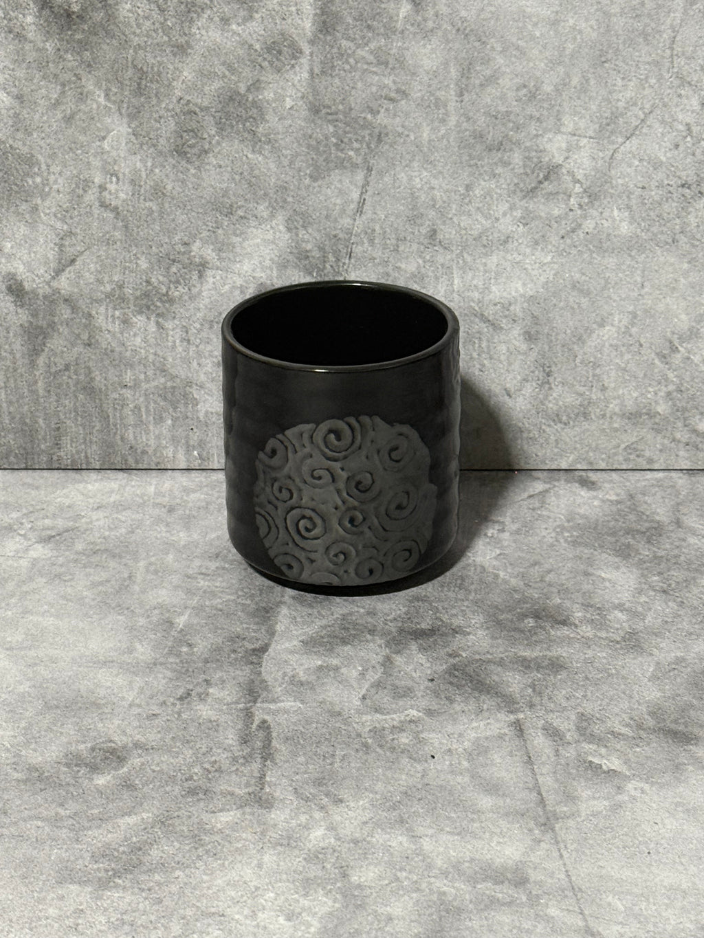 Inoue Tenmoku Naruto Black Mino-yaki Yunomi - Japanese Teacup