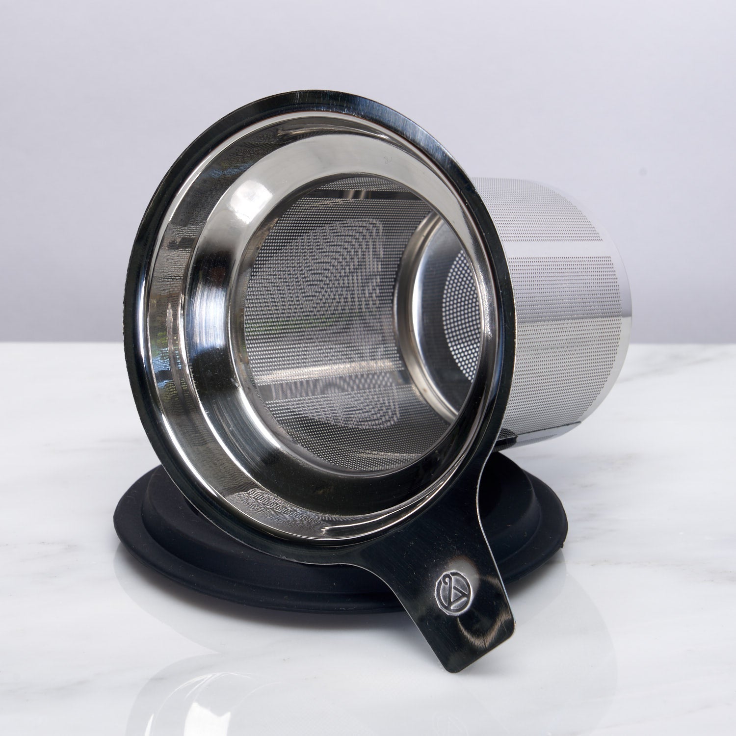 August One Cup Infuser - Ditch the tea ball, this infuser is a game changer
