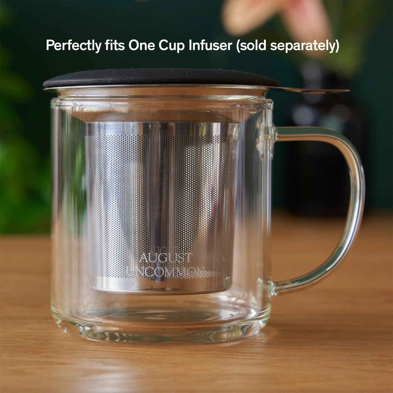 August Glass Mug - Clear Elegance, a transparent glass mug showcasing a sleek and modern design, ideal for beverages.
