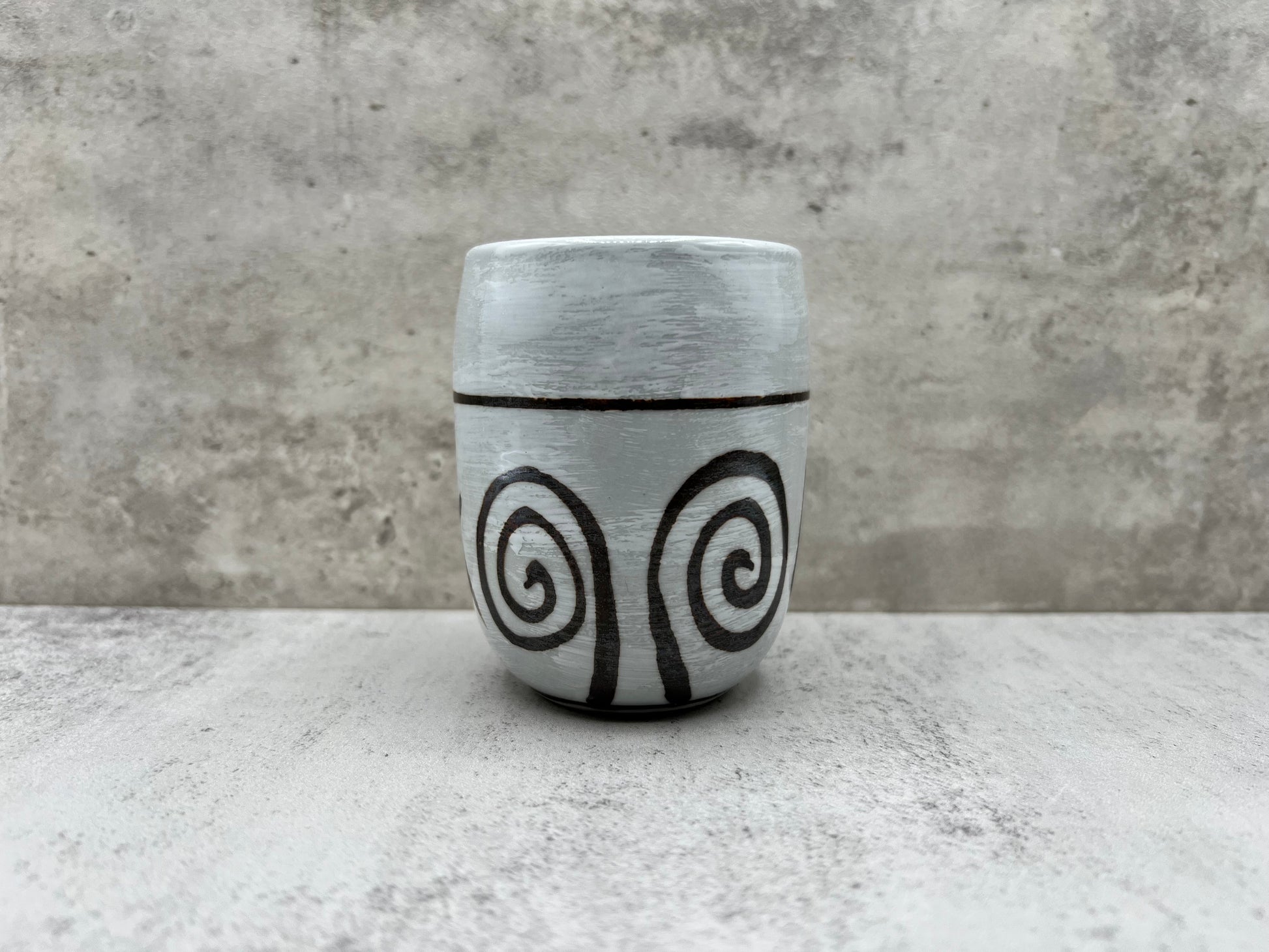Inoue Tea Shirohake Naruto Gray Mino-yaki Yunomi - Japanese Teacup