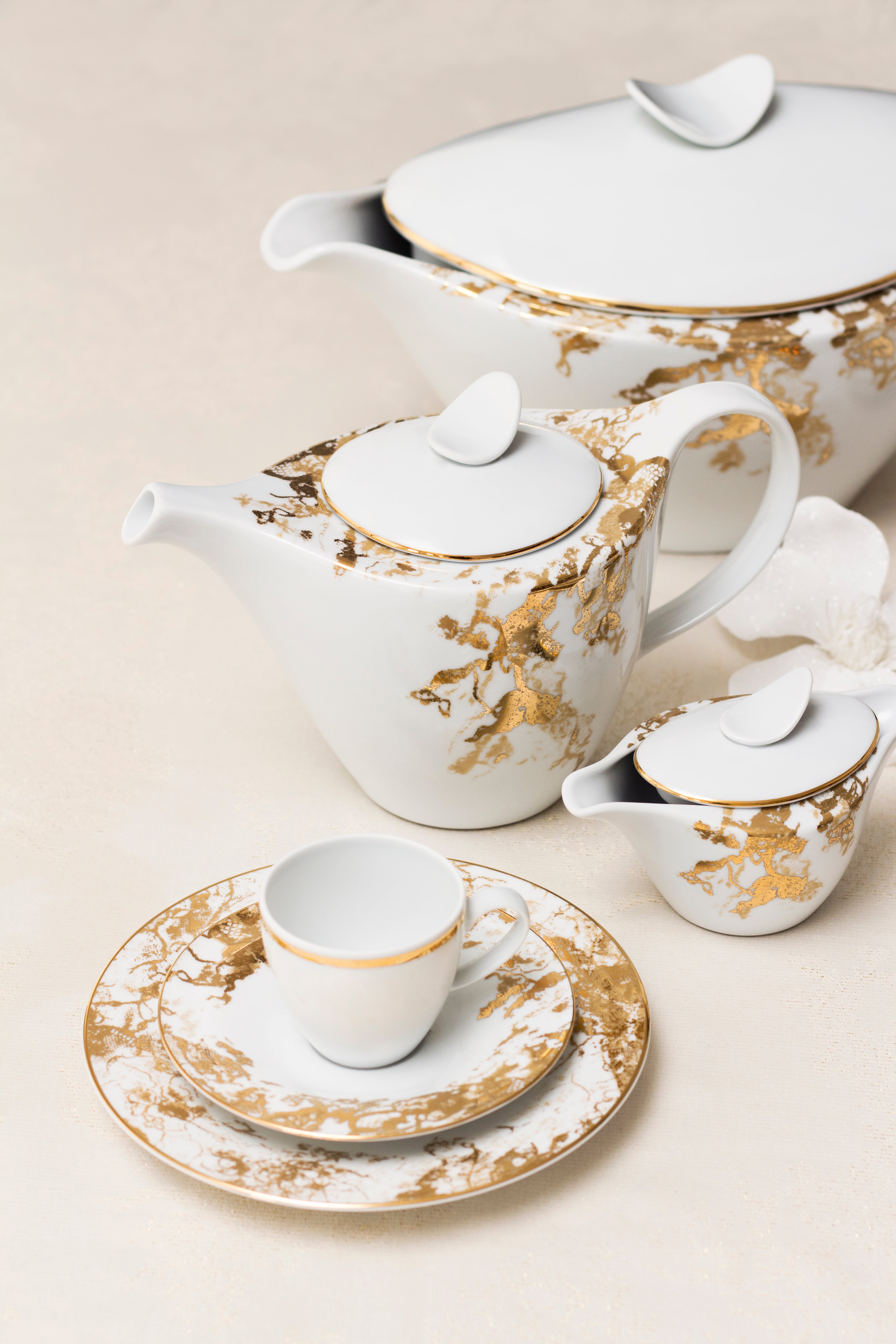CASANOI Belle Epoque Tea Cup + Saucer (Set of 4)
