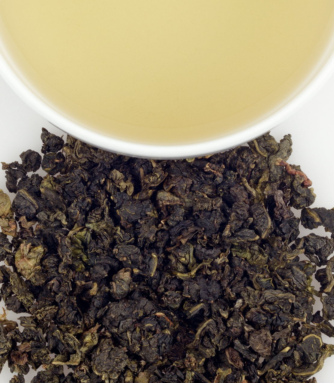 Harney & Sons Milky Oolong, Tin of 20 Sachets with a cup showing brewed tea, by Harney & Sons