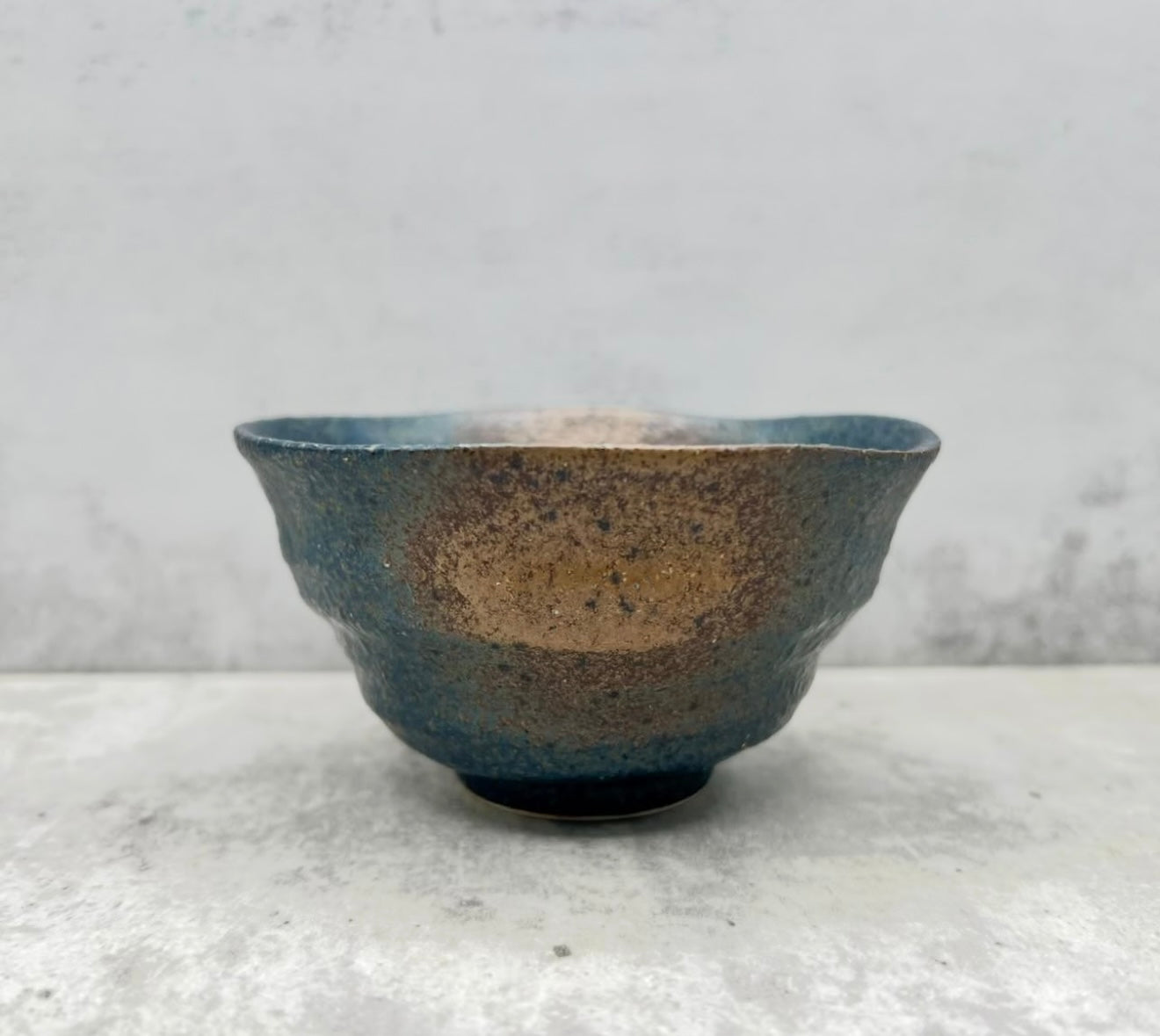 Inoue Tea Rokubei Black Bizen-yaki Yunomi - Japanese Sencha Teacup