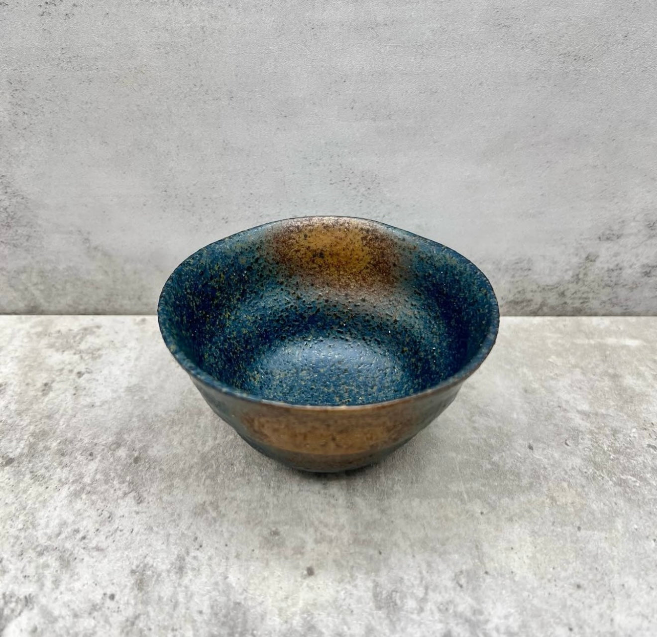 Inoue Tea Rokubei Black Bizen-yaki Yunomi - Japanese Sencha Teacup