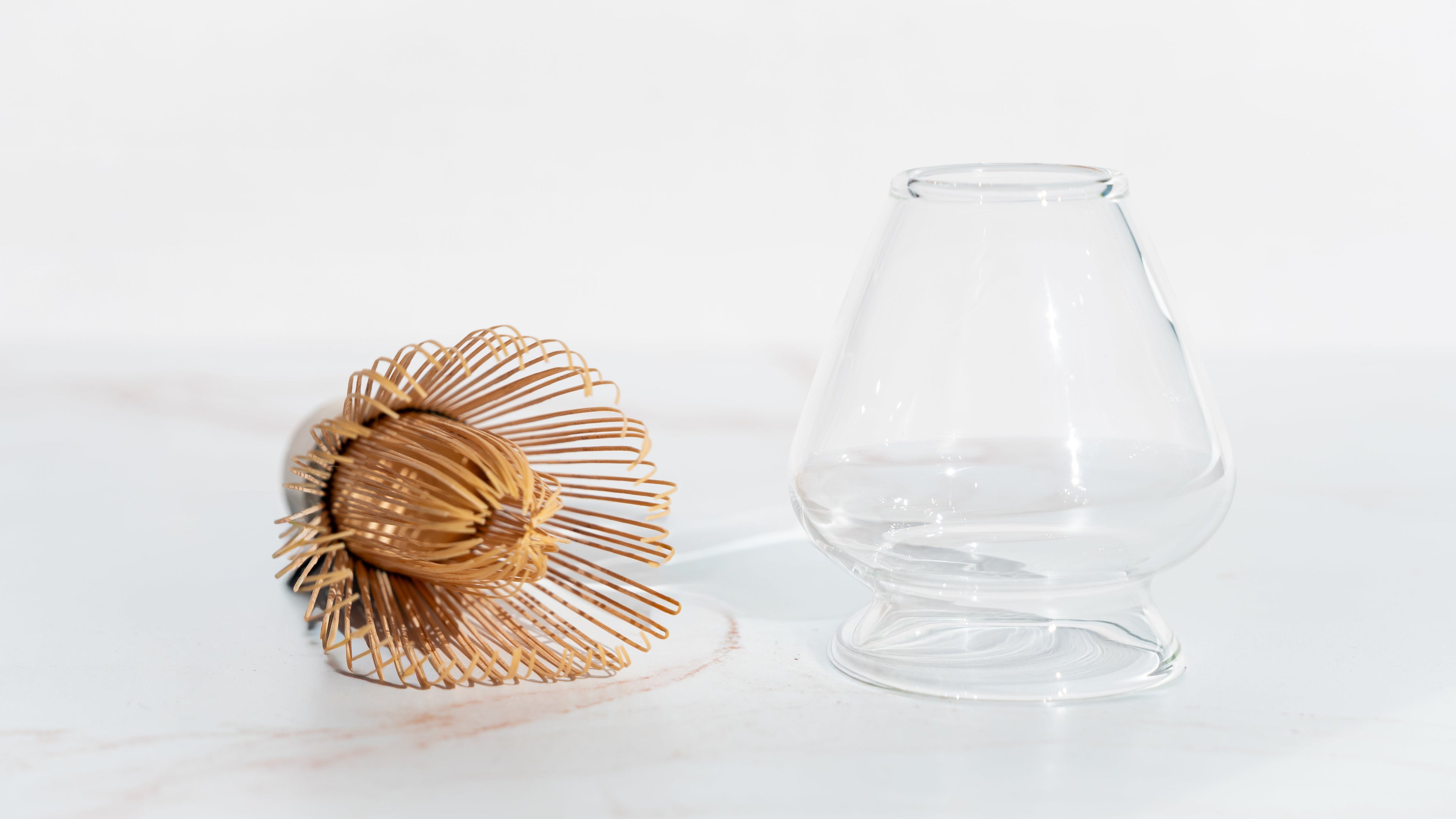 Glass Matcha Whisk Holder (Kusenaoshi)