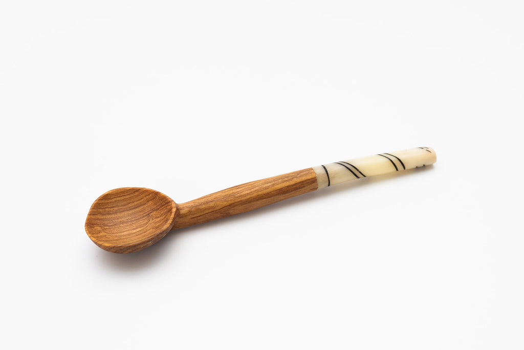 Leafberri Handmade Bone Handle Wooden Spoon (1 each)