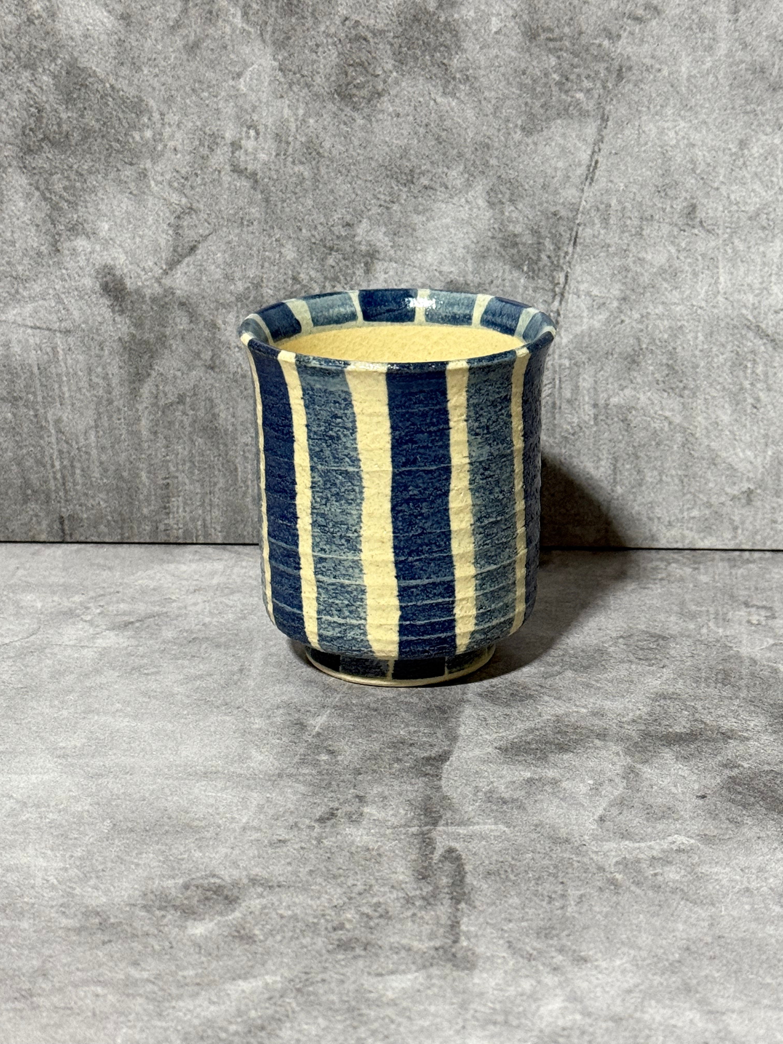 Inoue Aojukusa Blue Mino-yaki Yunomi - Japanese Teacup