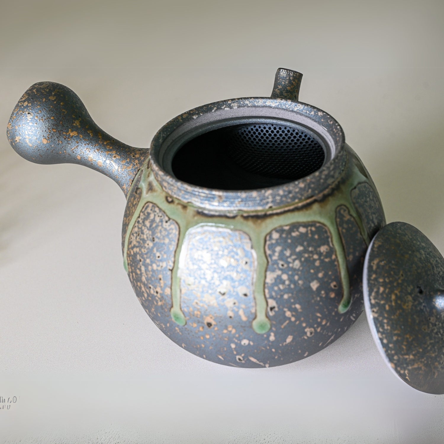 Aprika Life Japanese Kyusu Set - Teapot with Filters (230ml) and Two Cups