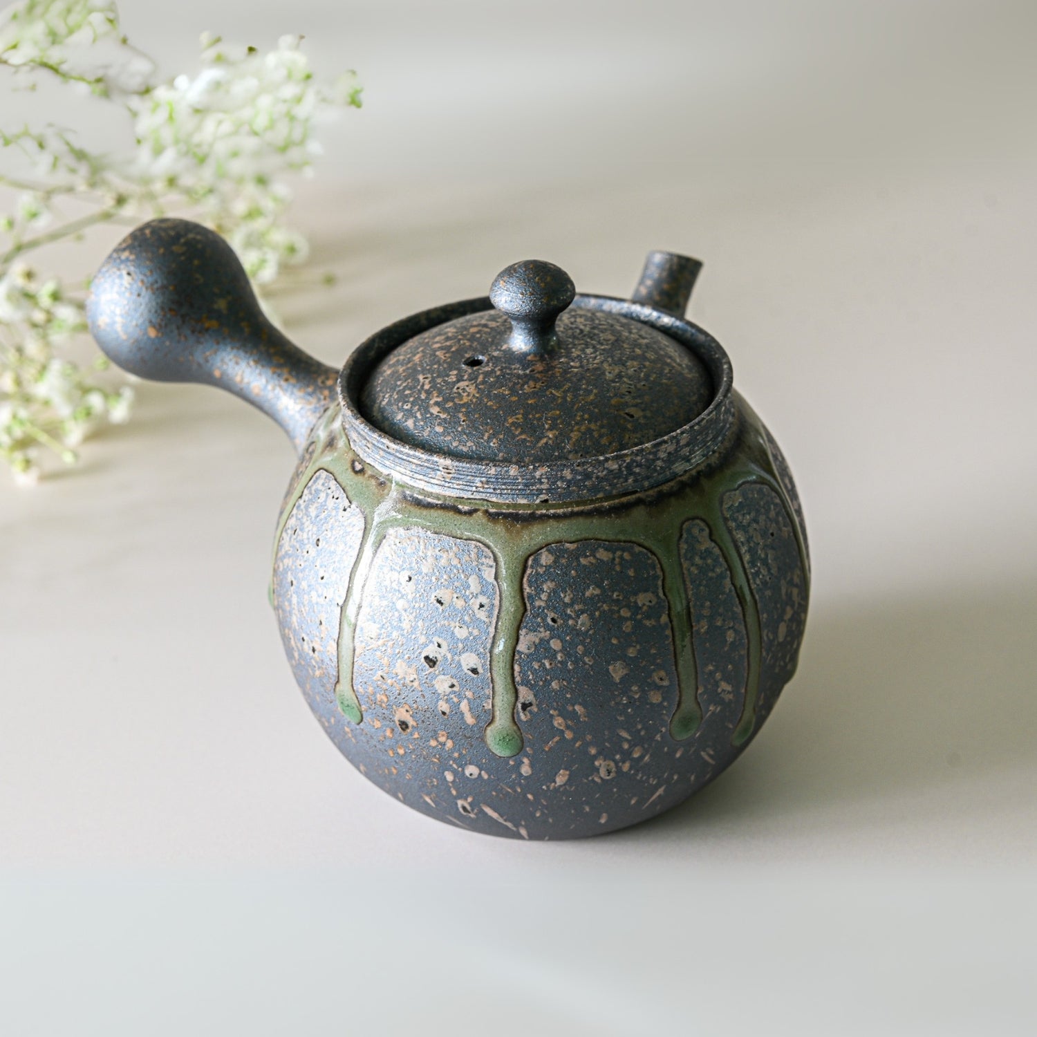 Aprika Life Japanese Kyusu Set - Teapot with Filters (230ml) and Two Cups