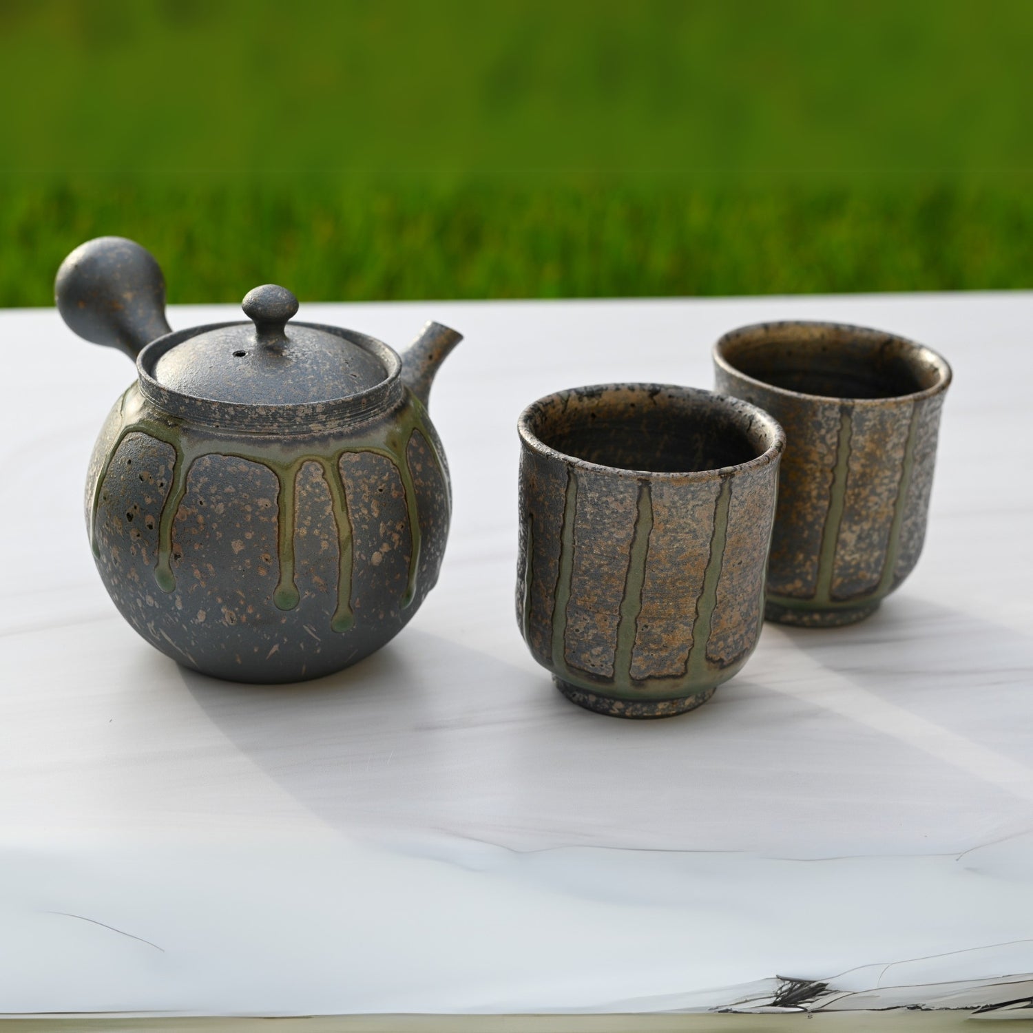 Aprika Life Japanese Kyusu Set - Teapot with Filters (230ml) and Two Cups