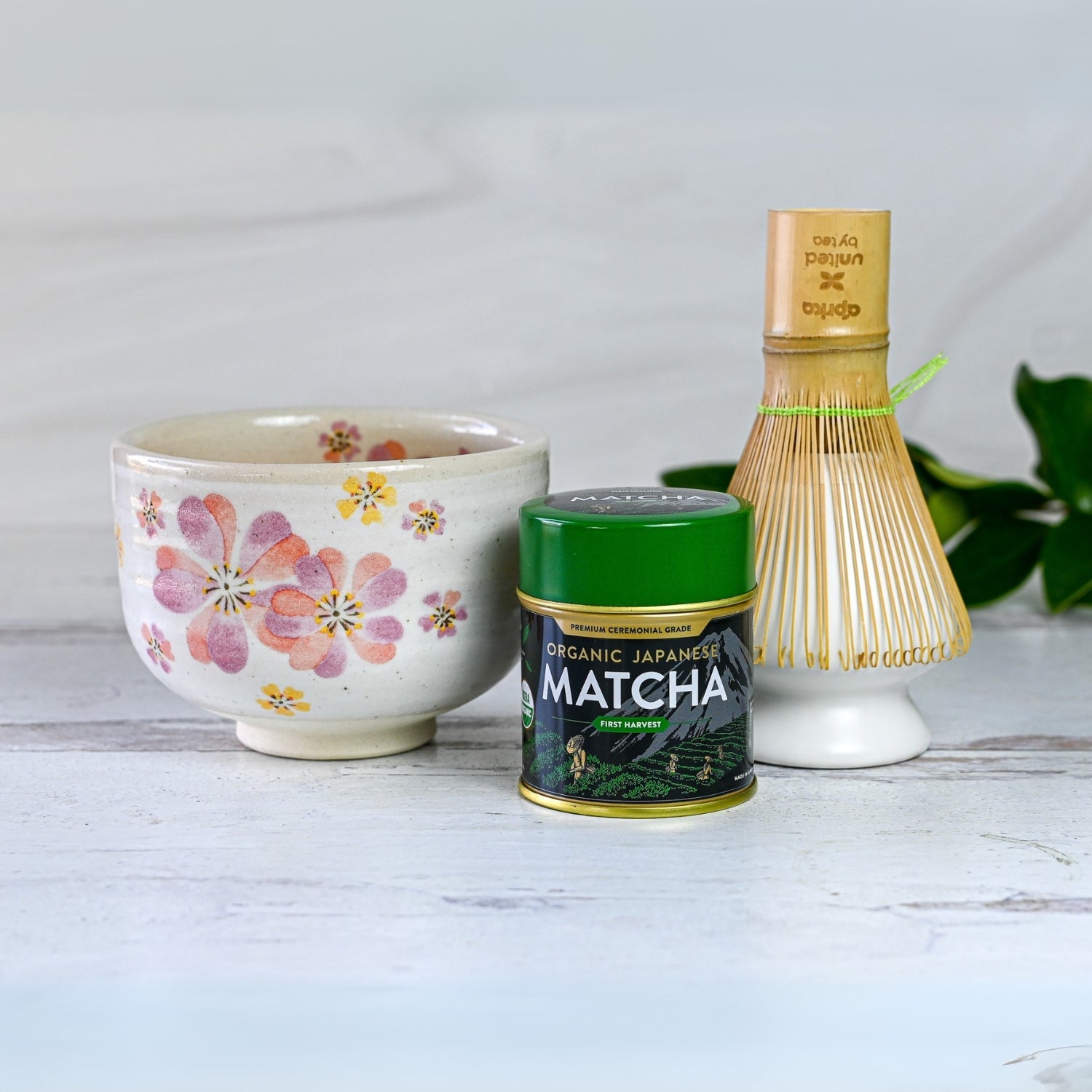 Aprika Life Japanese Pink Sakura Ceramic Matcha Bowl
