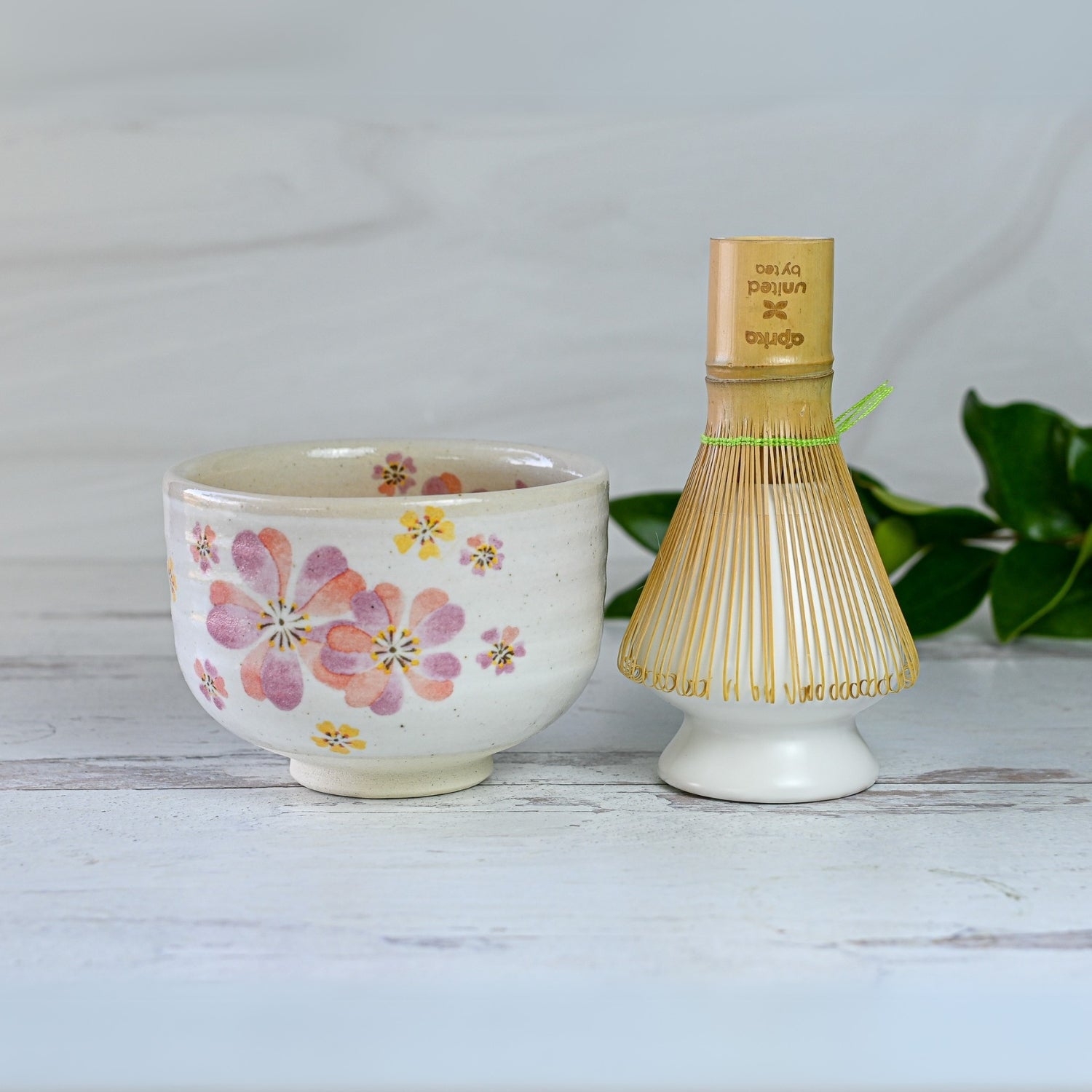 Aprika Life Japanese Pink Sakura Ceramic Matcha Bowl