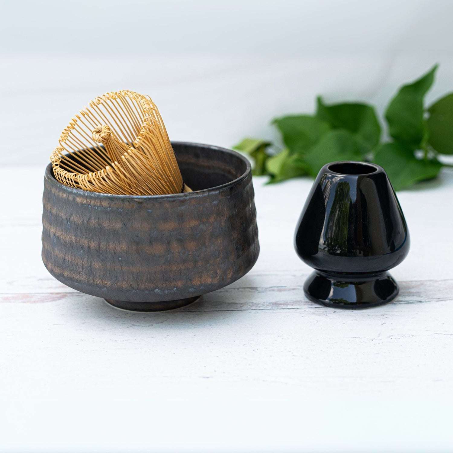 Aprika Life Kaneni Gold Crystal Ceramic Matcha Bowl
