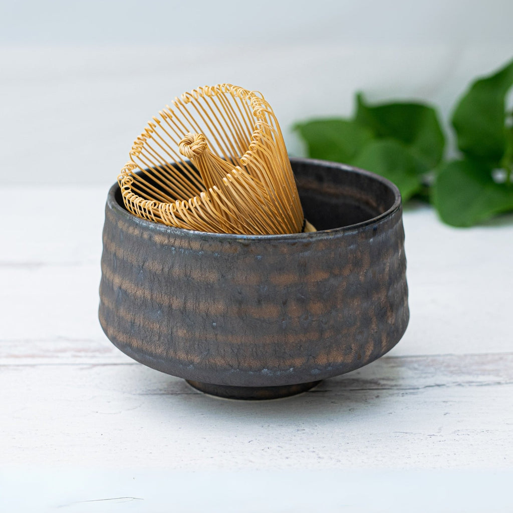 Aprika Life Kaneni Gold Crystal Ceramic Matcha Bowl