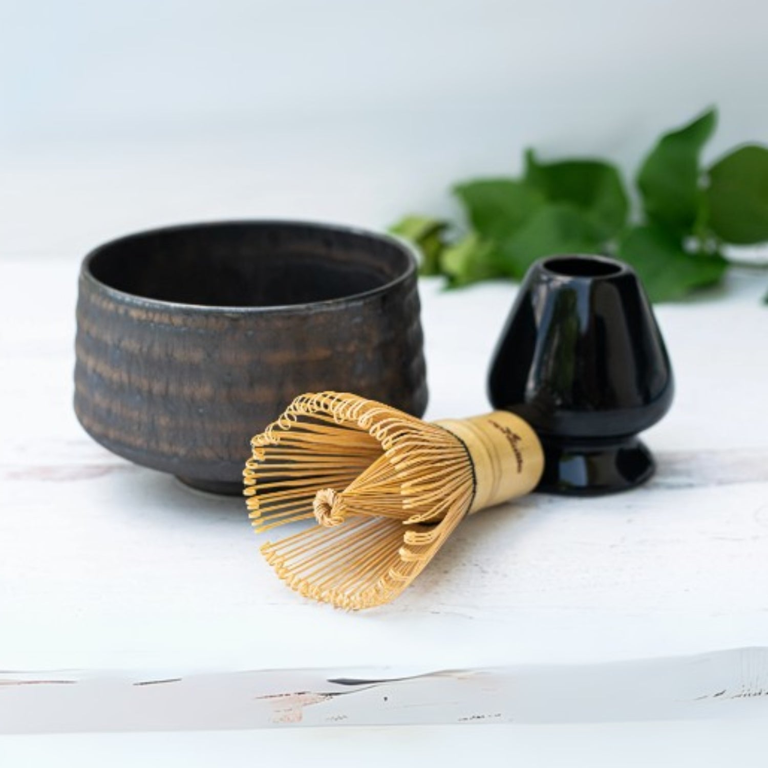 Aprika Life Kaneni Gold Crystal Ceramic Matcha Bowl