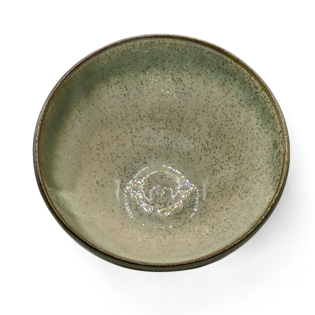 Inoue Tea Nagashi Flower Oribe-yaki Ido Chawan - Japanese Matcha Bowl featuring traditional Japanese ceramic design.