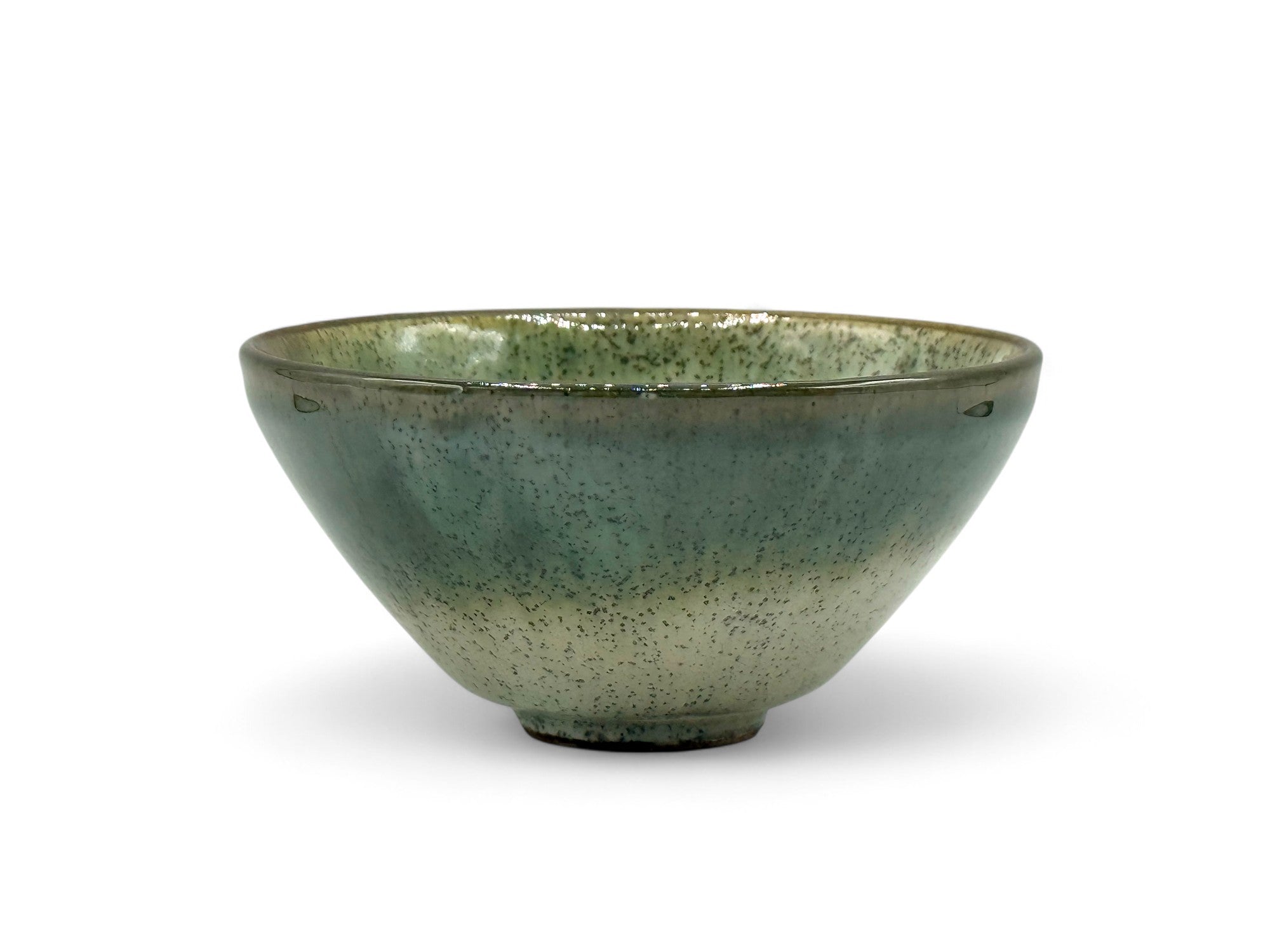 Inoue Tea Nagashi Flower Oribe-yaki Ido Chawan - Japanese Matcha Bowl, ceramic matcha bowl with floral design.