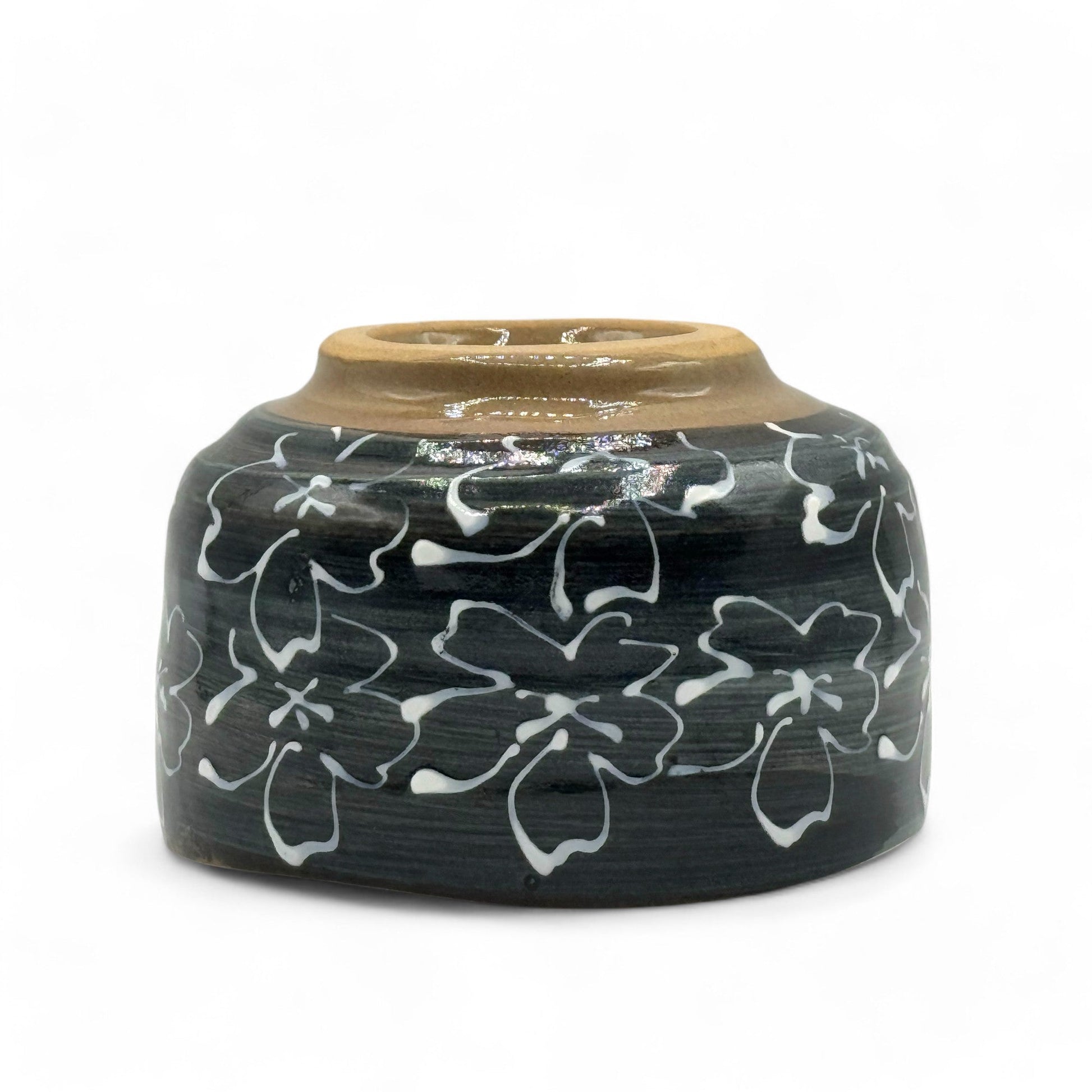 Inoue Tea Maizakura Kuro Black Mino-yaki Chawan - Japanese Matcha Bowl