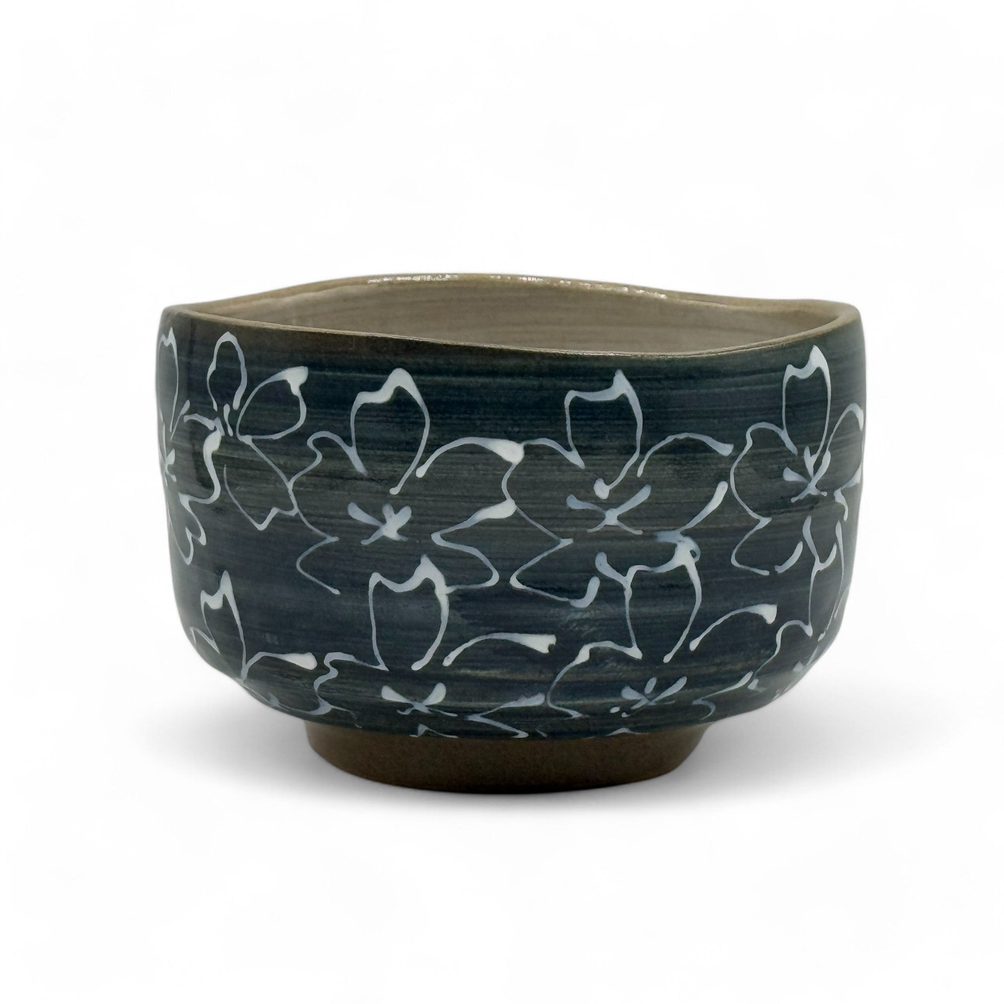 Inoue Tea Maizakura Kuro Black Mino-yaki Chawan - Japanese Matcha Bowl, a traditional ceramic matcha bowl, 4.6" wide, 3" high.