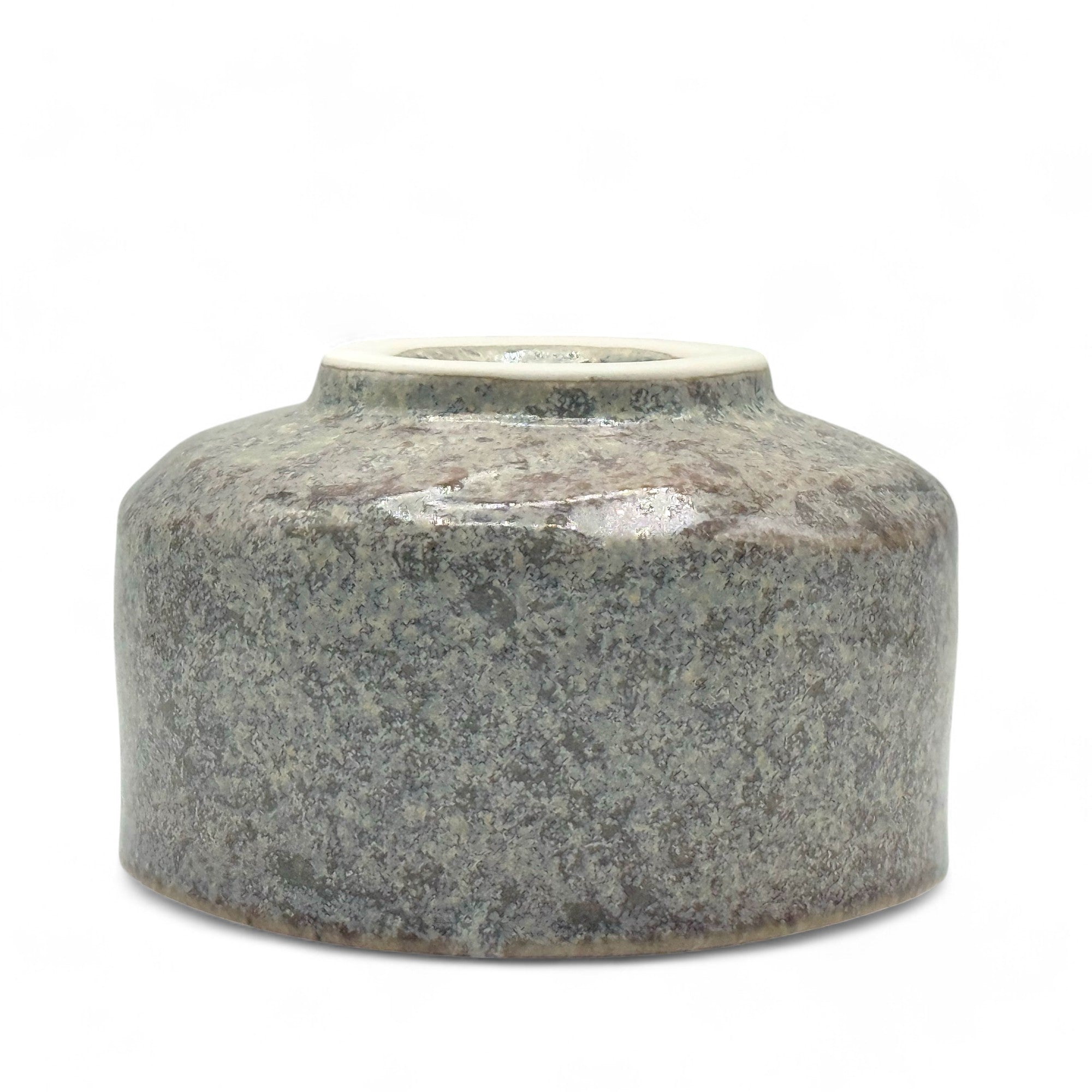 Inoue Tea Oboro Gray Mino-yaki Chawan - Japanese Matcha Bowl, featuring a gray ceramic design with a traditional Japanese aesthetic.