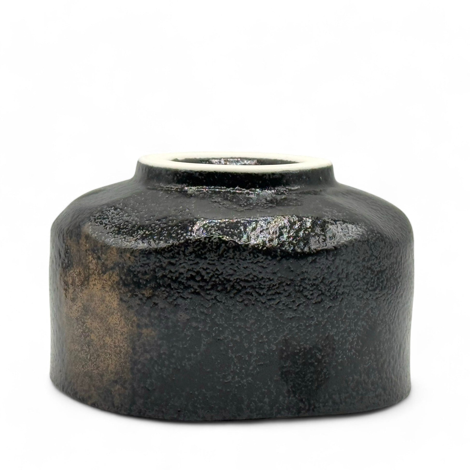 Inoue Tea Kuro Sunafuki Black Mino-yaki Chawan - Japanese Matcha Bowl