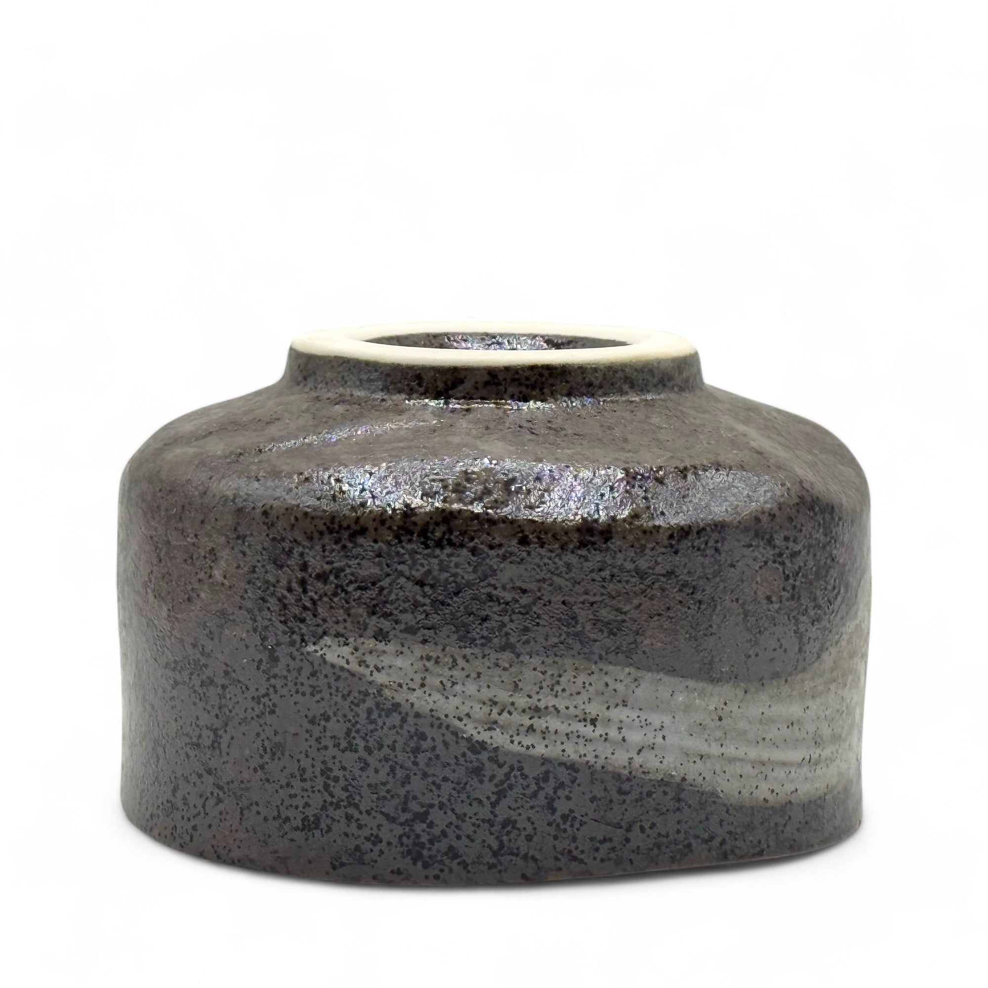 Inoue Tea Brushstroke Brown Mino-yaki Chawan - Japanese Matcha Bowl, a brown ceramic bowl with brushstroke patterns.