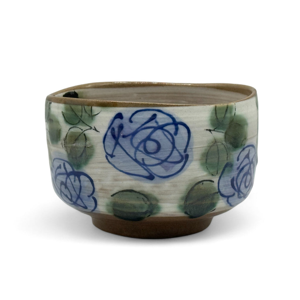 Inoue Blue Rose Garden Mino-yaki Chawan - Japanese Matcha Bowl