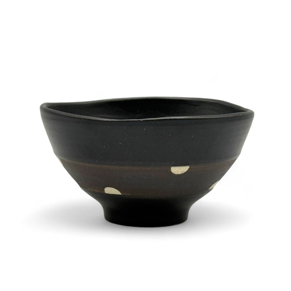 Inoue Shinko Black Polka Dot Mino-yaki Ido Chawan - Japanese Mini Matcha Bowl