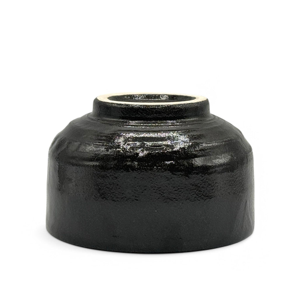 Inoue Kurogane Hake Black Mino-yaki Chawan by Genji - Japanese Matcha Bowl
