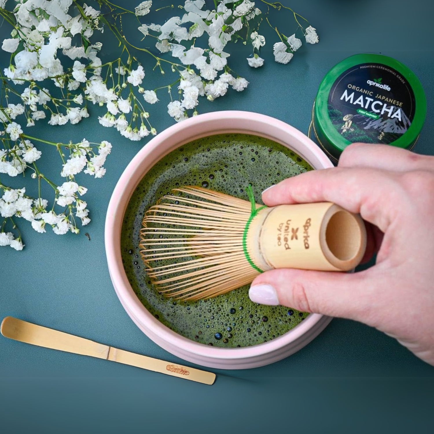 Aprika Life Matcha Bamboo Whisk & Holder Set