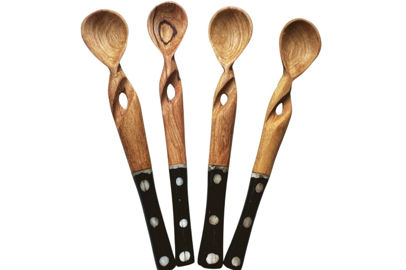 Leafberri Handmade Polka Dot Wooden Spoon (1 each)