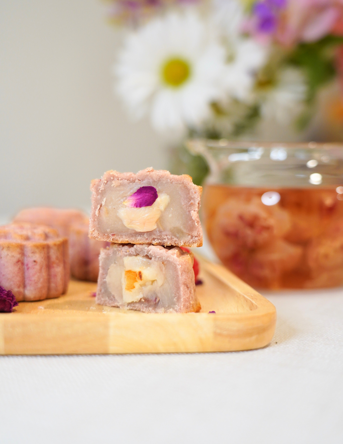 Mala Tara Premium Bundle (4 Mooncakes + Any Choice of 2 Tea Boxes)