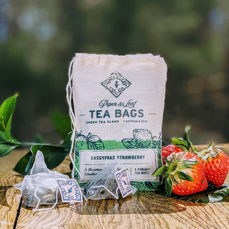 Piper and Leaf Sassyfras Strawberry 9ct Tea Bags in Muslin, showing ingredients and packaging of tea bags in muslin bags.