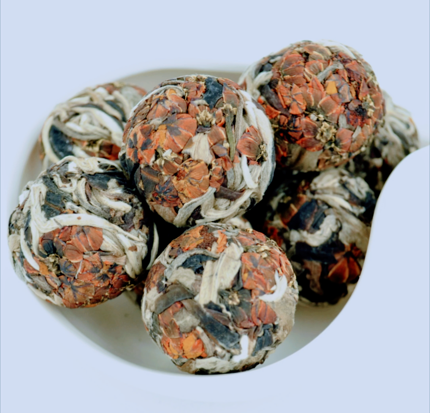 Zum Zum Moonlight Snow Chrysanthemum Dragon Balls White Tea