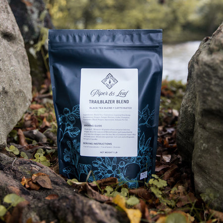 Piper and Leaf Trailblazer Blend Pound Bag - 190 servings, featuring loose leaf black tea with spices and natural ingredients.