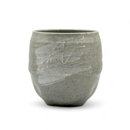 Inoue Tea Ishin Mountain Gray Mino-yaki Yunomi - Japanese teacup, gray ceramic, 3.5"W x 2.9"H, 14oz capacity, handcrafted in Japan.