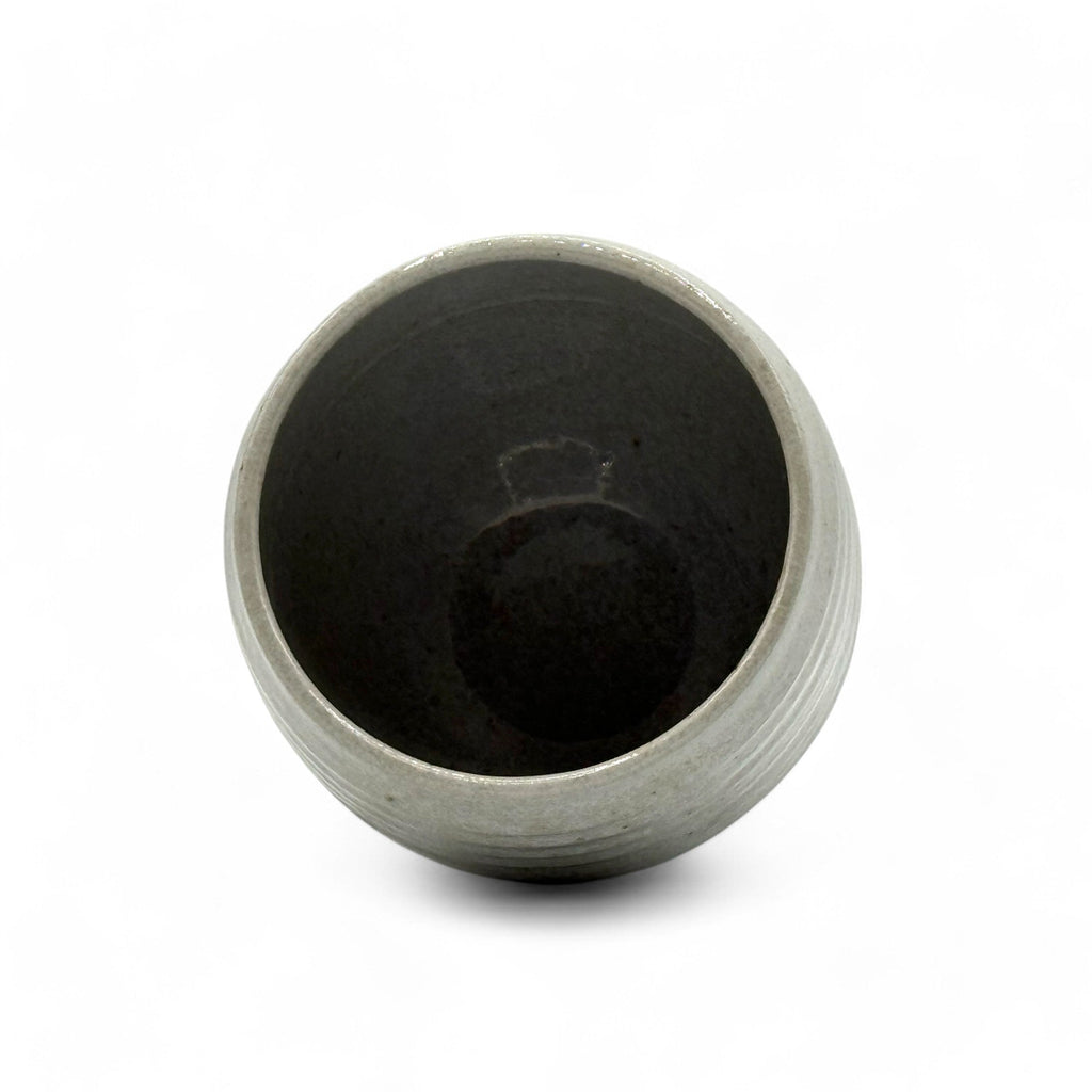 Inoue Tea Ishin Mountain Gray Mino-yaki Yunomi - Japanese Teacup