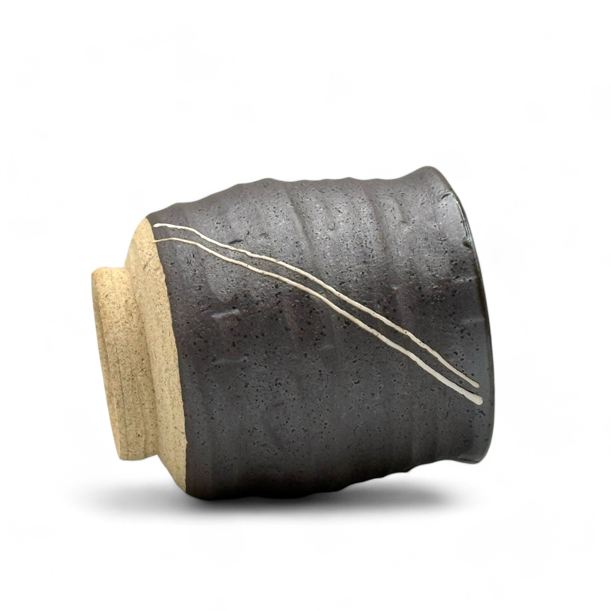Inoue Kuro Ryusei Black Mino-yaki Yunomi - Japanese Teacup
