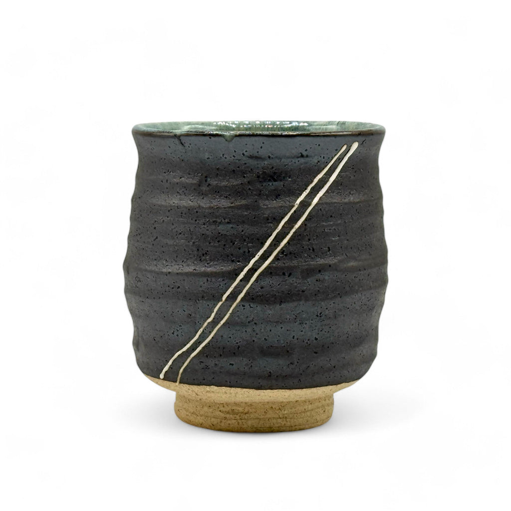 Inoue Kuro Ryusei Black Mino-yaki Yunomi - Japanese Teacup