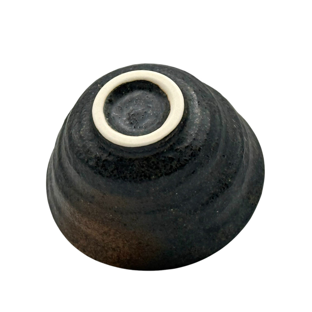 Inoue Tea Rokubei Black Bizen-yaki Yunomi - Japanese Sencha Teacup, showcasing a traditional black ceramic teacup.