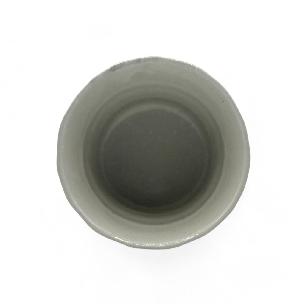 Inoue Tea Kohiki Rock White Mino-yaki Yunomi - Japanese Teacup, showcasing a traditional ceramic design.