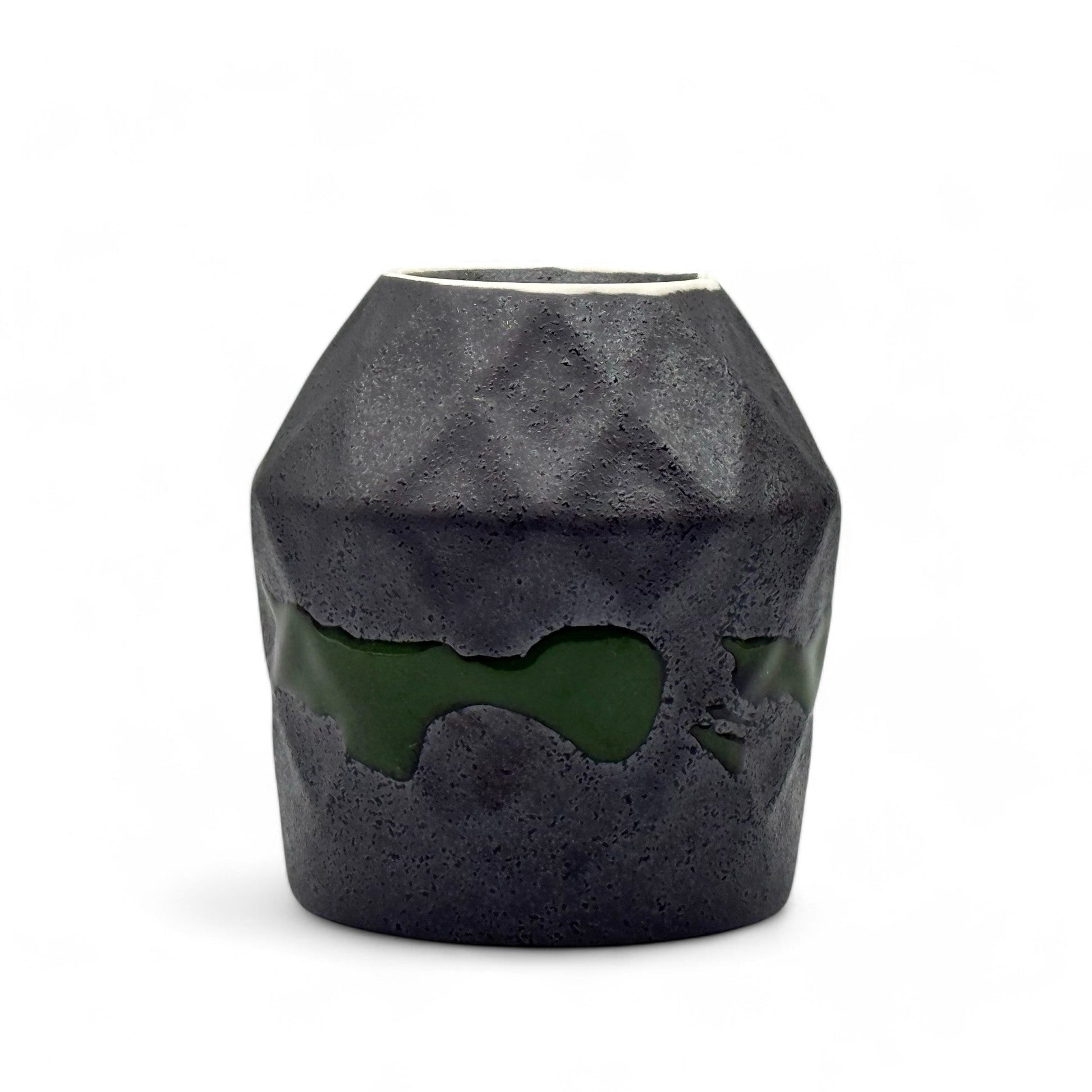 Inoue Tea Kurobuki Ryusui Grey Green Mino-yaki Yunomi - Japanese Teacup