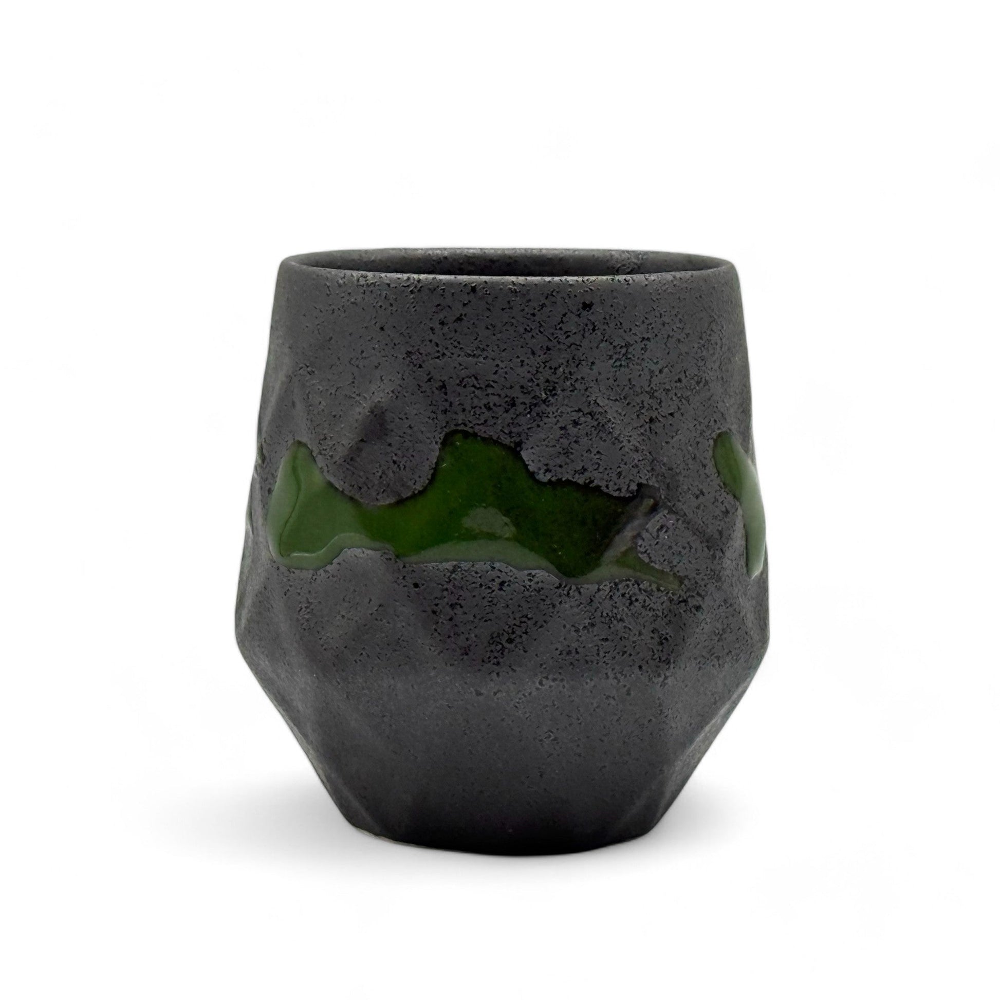 Inoue Tea Kurobuki Ryusui Grey Green Mino-yaki Yunomi - Japanese Teacup