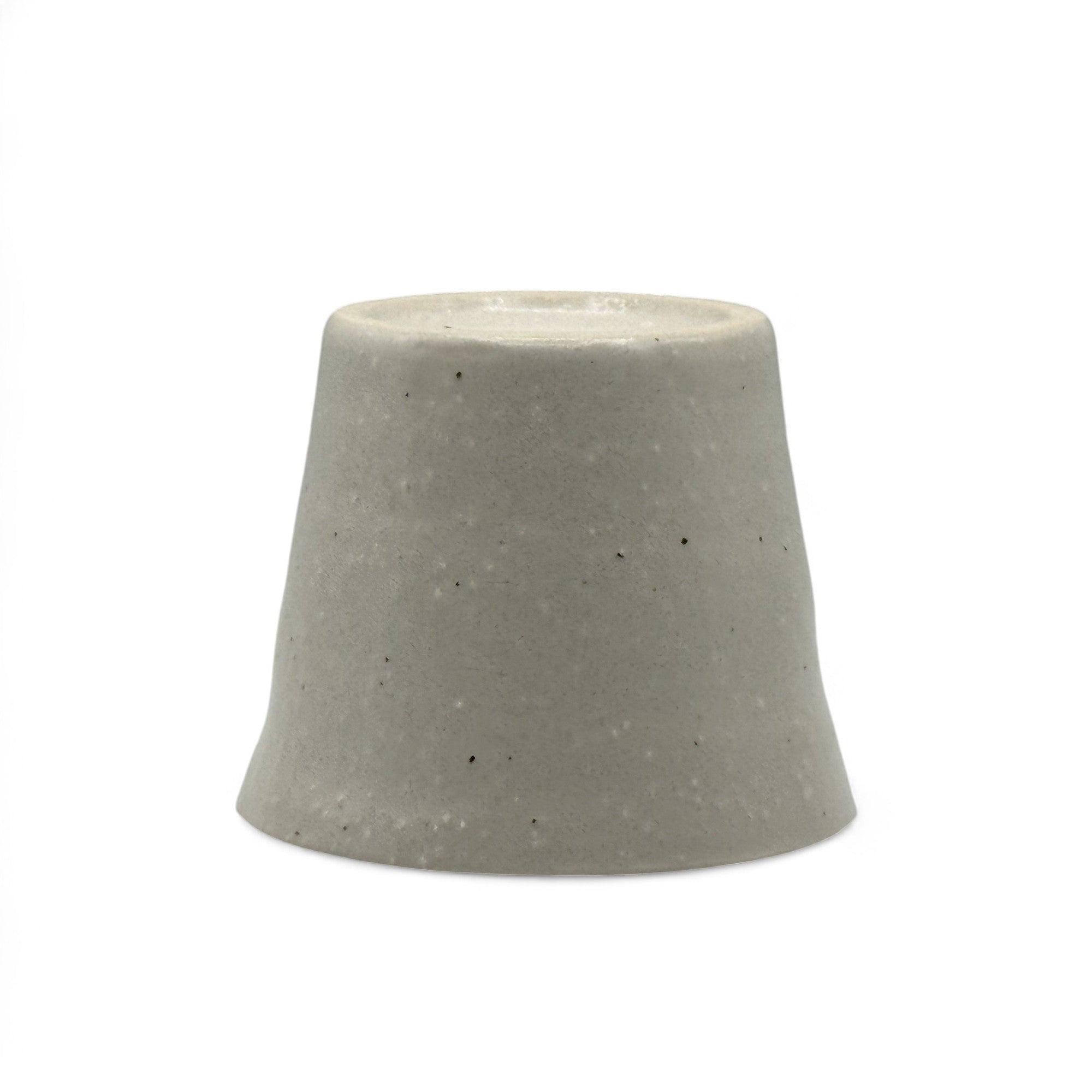 Inoue Tea Shiro White Tesshin Mino-yaki Yunomi - Japanese teacup with a smooth white finish and traditional design.
