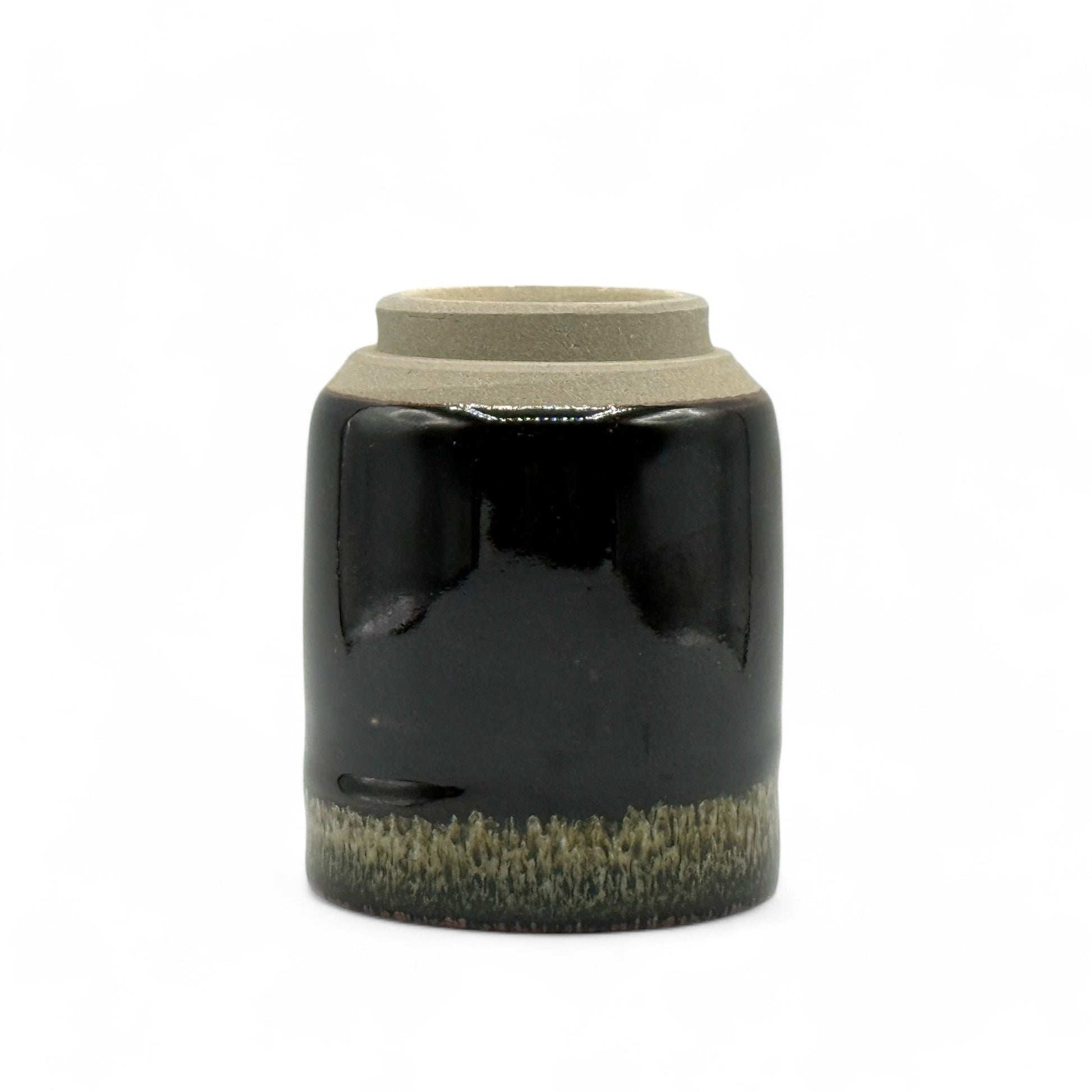 Inoue Tea Tetsu Black Mino-yaki Yunomi - Japanese Teacup